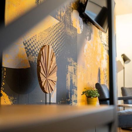Ardenne Bnb Gite Urbain Avec Terrasse مارشه ان فامن المظهر الخارجي الصورة